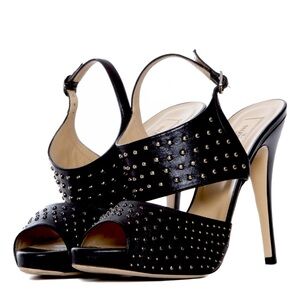 VALENTINO GARAVANI
Tacones de Cuero